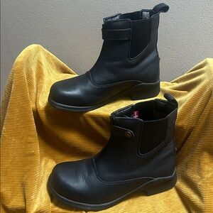 Sanita Black Leather Zip Up Boot Size 37